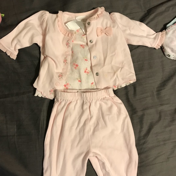 Baby girl clothes - Picture 3 of 8